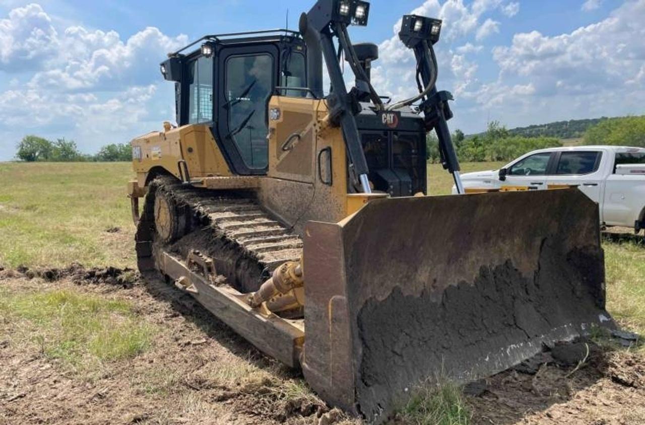 Cat D6 XE Dozer
