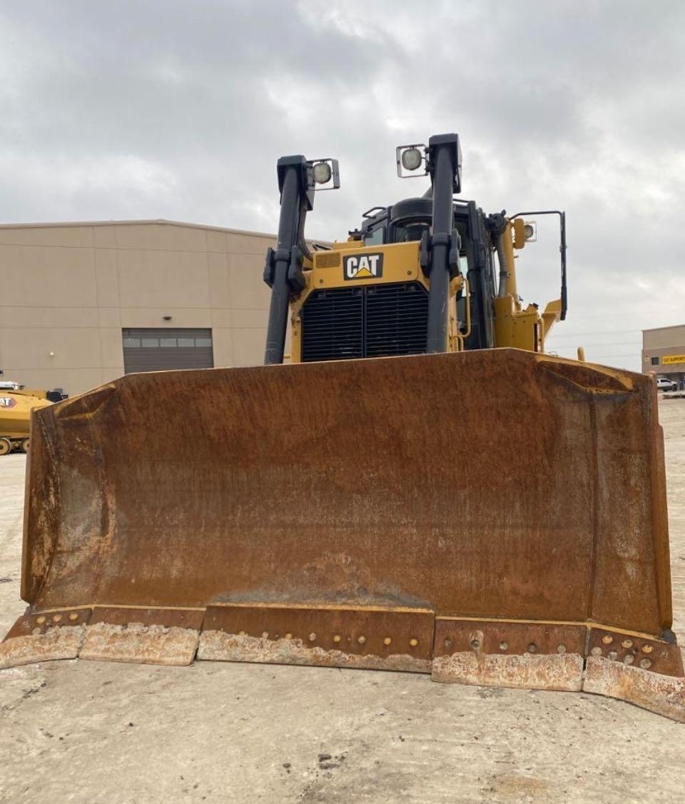 Cat D8T Dozer