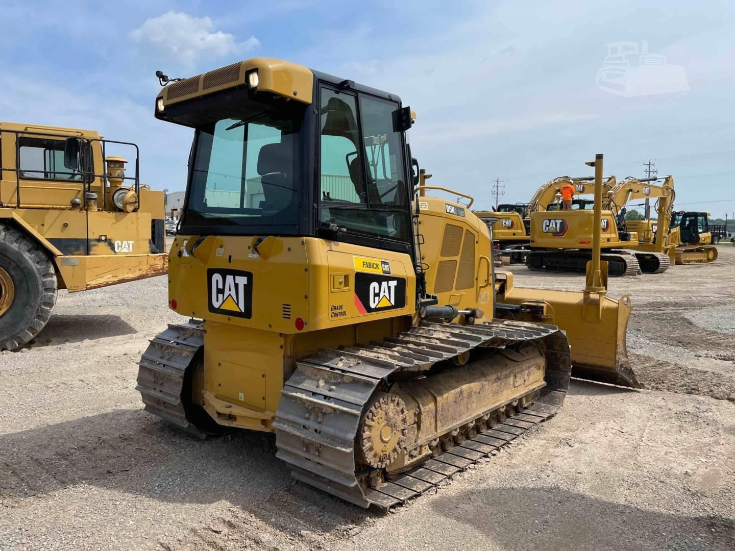 Caterpillar D5K LGP Crawler Dozer
