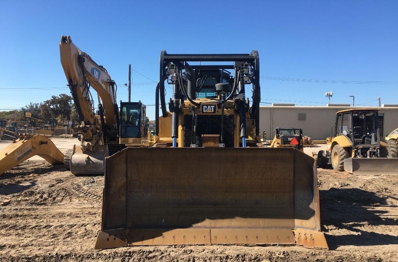 Cat D6T Dozer