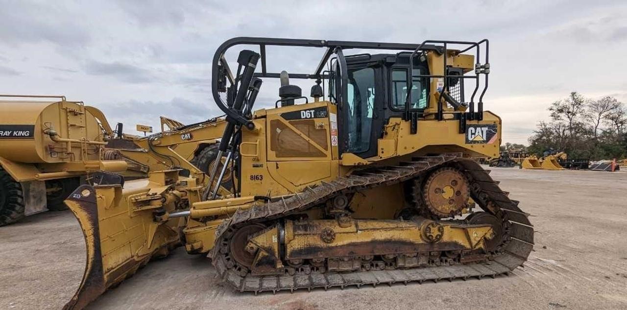 Cat D6T LGPVP Dozer