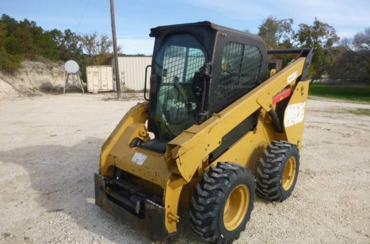 Cat 262D Skid Steer