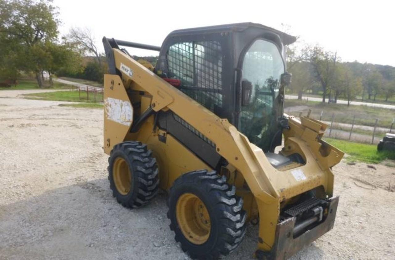 Cat 262D Skid Steer