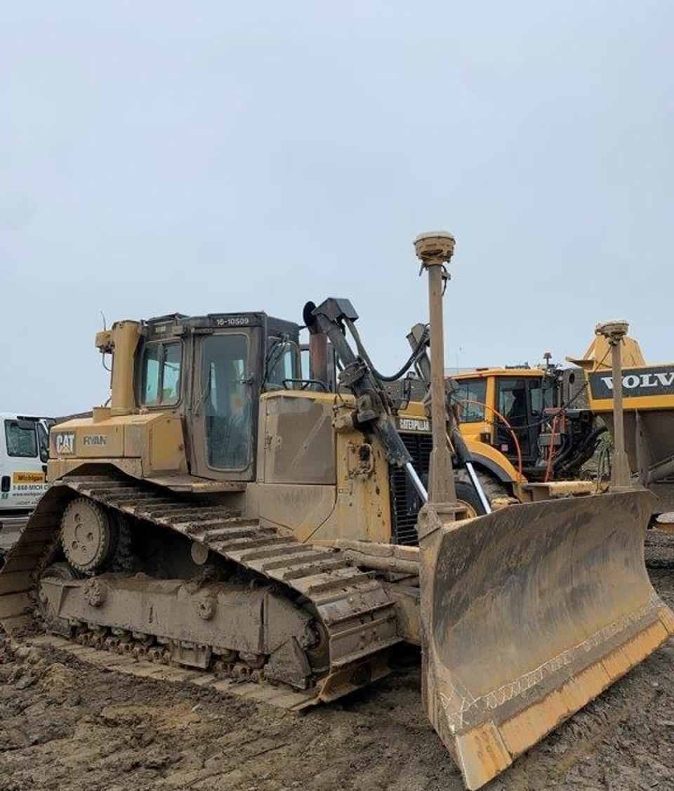 Cat D6TVP Dozer