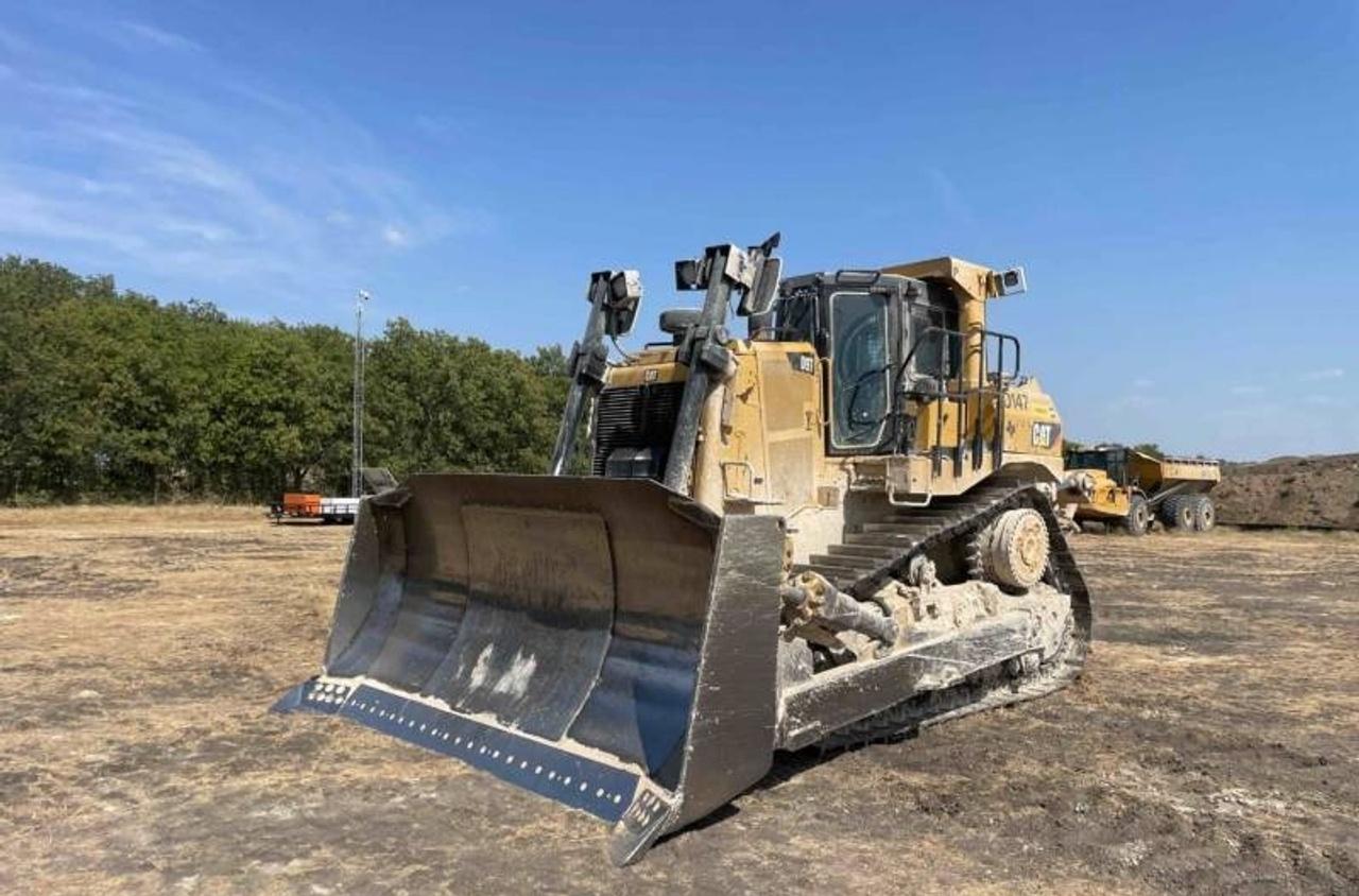 Cat D9T Dozer