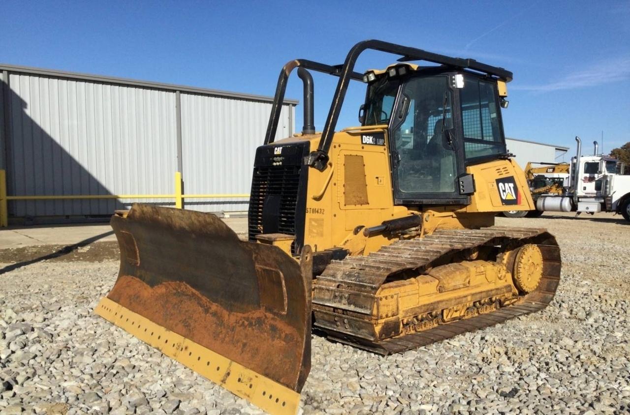 Cat D6K2LGP Dozer