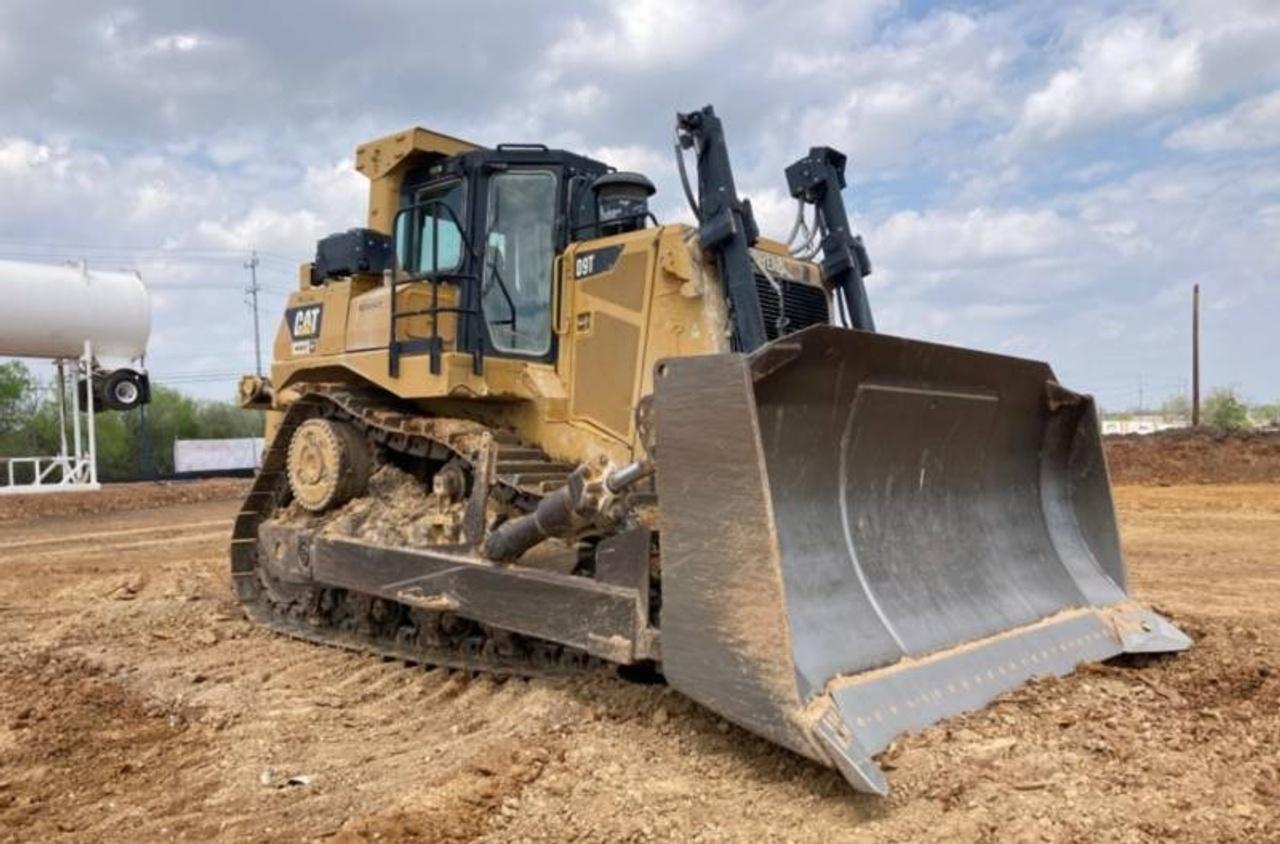 Cat D9T Dozer