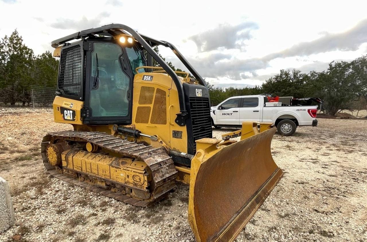 Cat D5K2 LGP Dozer