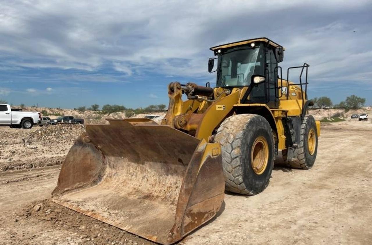 Cat 966M Wheel Loader