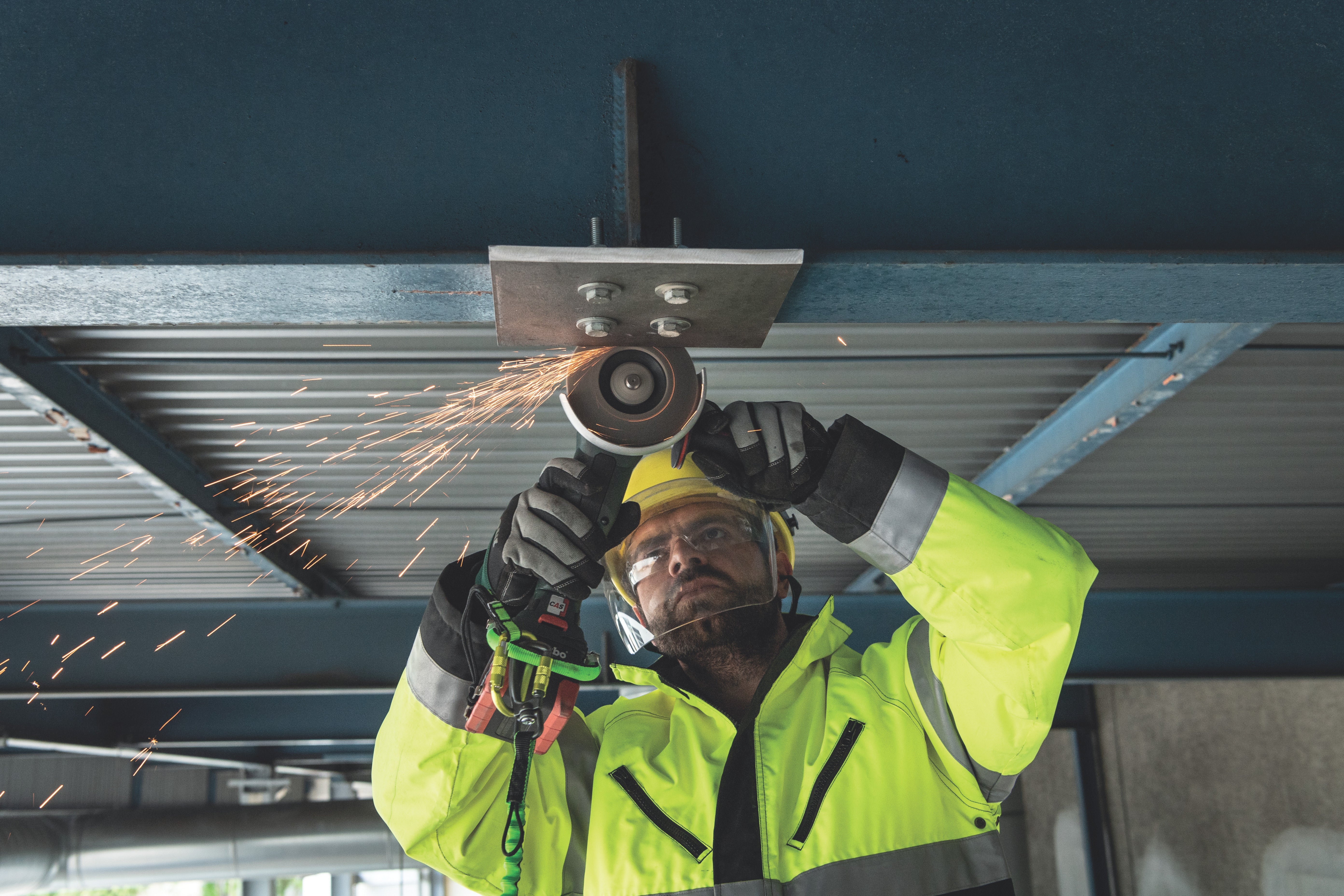 Metabo 613059520 WPB 18 LT BL 11-125 Quick 5.5 Kit 4-1/2” / 5” Brushless Braking Angle Grinder Kit