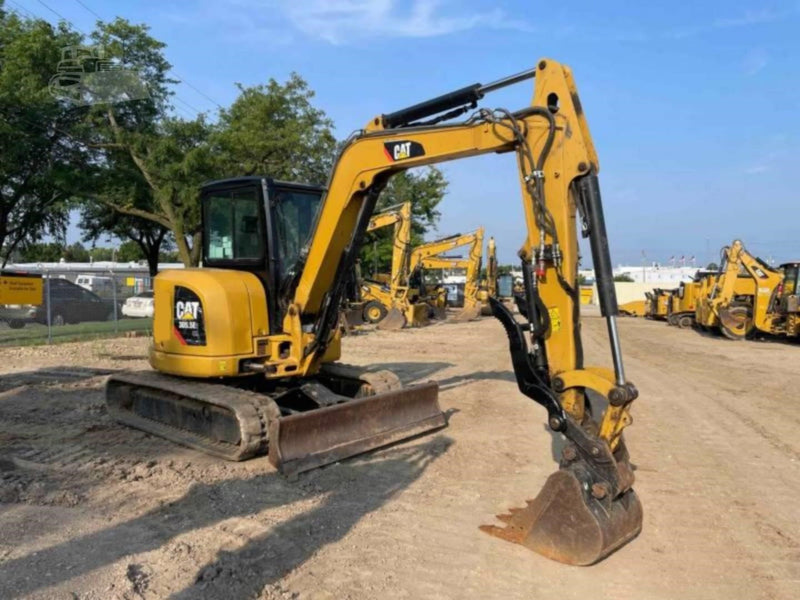 Caterpillar 30550 Cr Mini Excavator