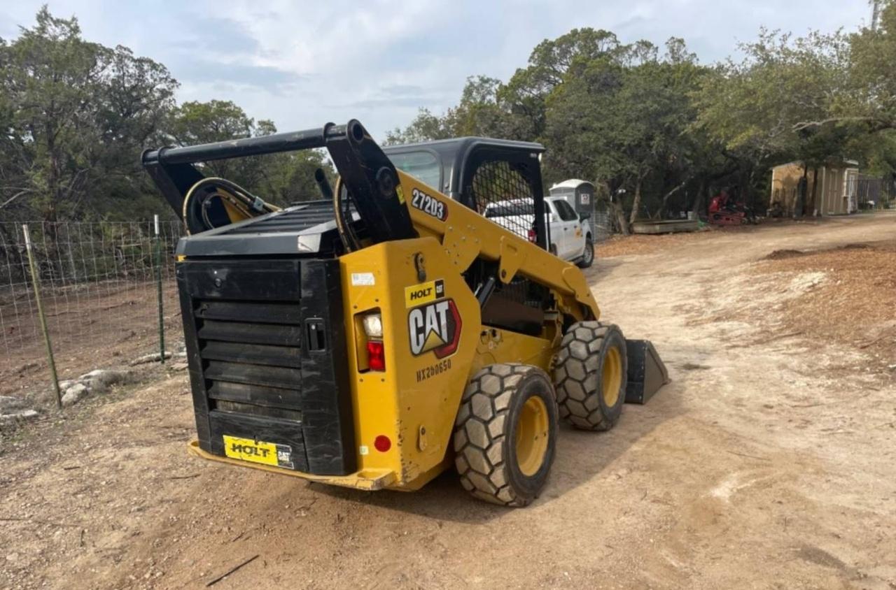 Cat 272D Skid Steer