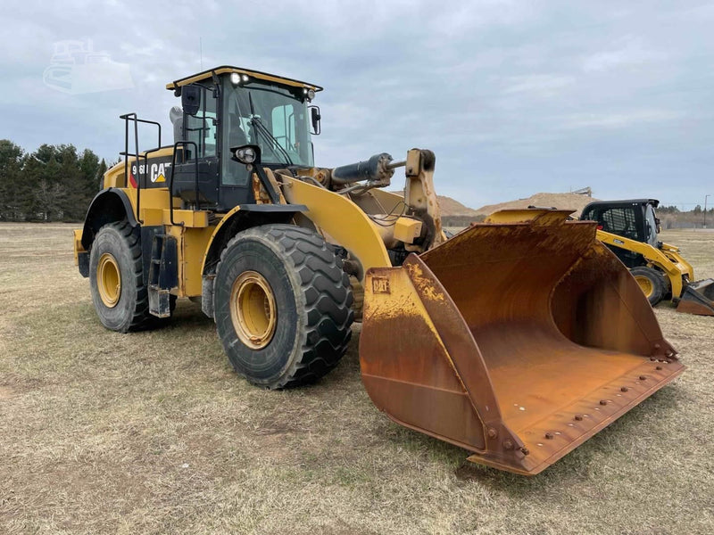 Caterpillar 966M Wheel Loader