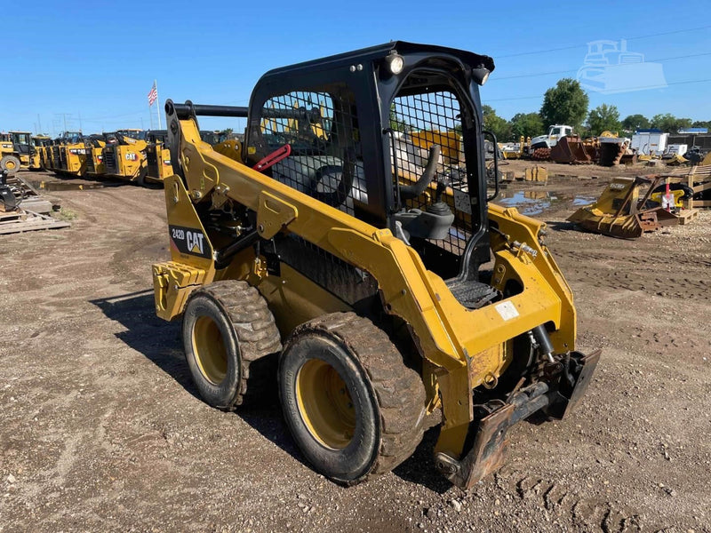 Caterpillar 242D Skid Steer