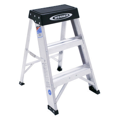 Werner 150B 2' Aluminum Step Stool // 300 lb Rating