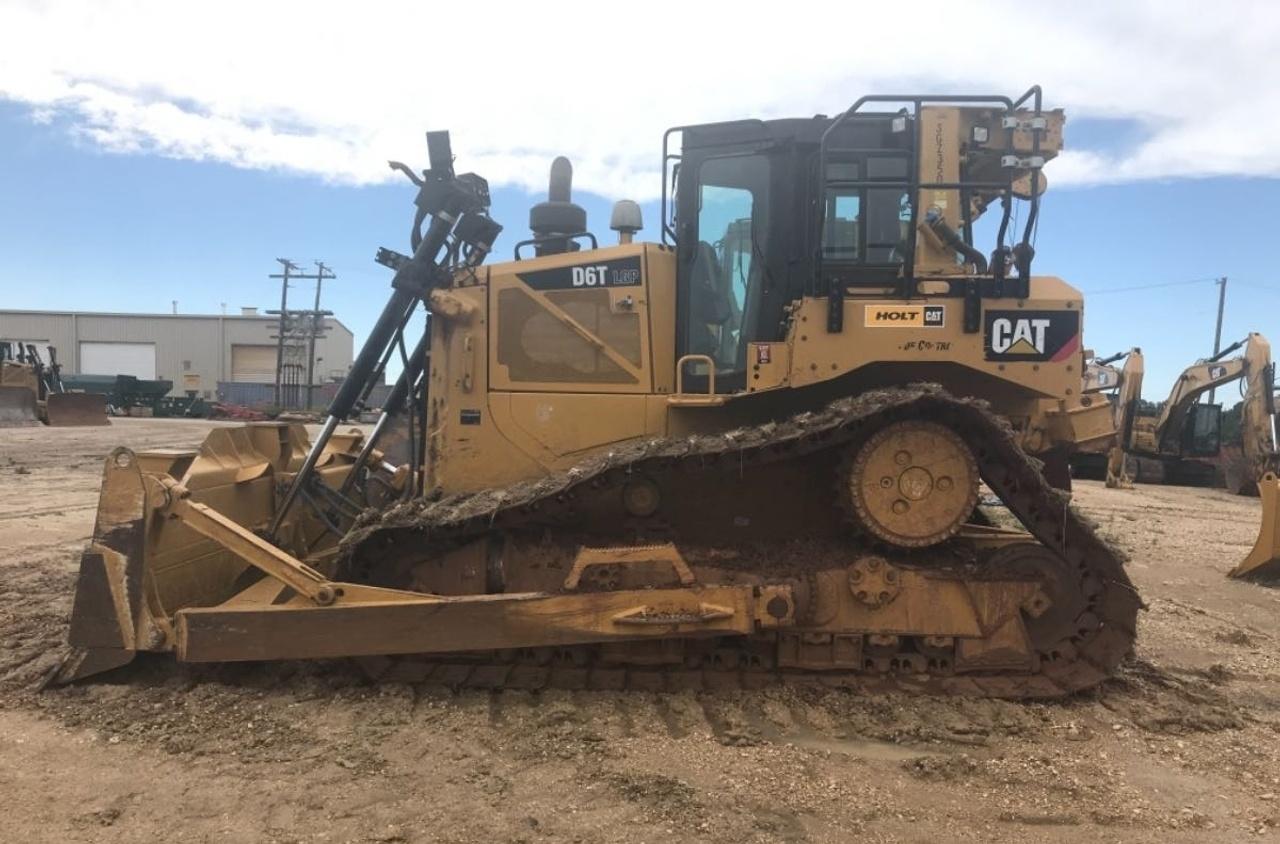 Cat D6T LGP Dozer