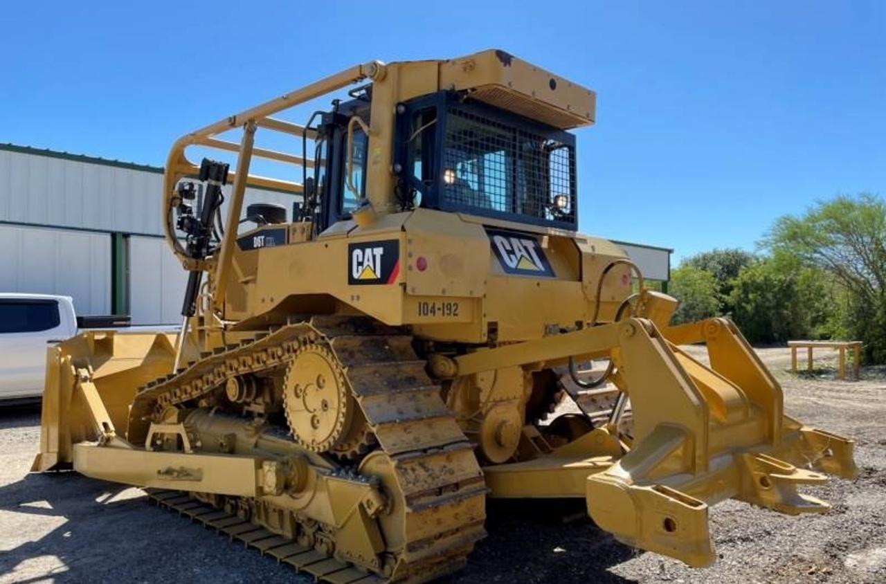 Cat D6T Dozer