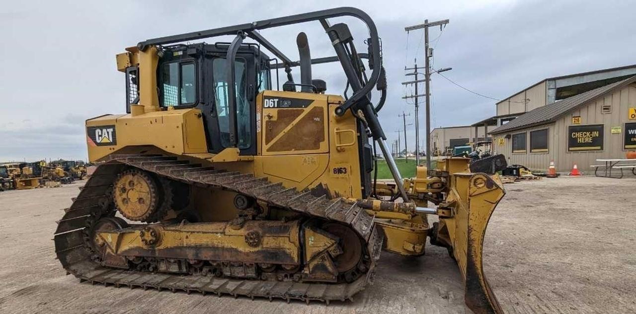 Cat D6T LGPVP Dozer
