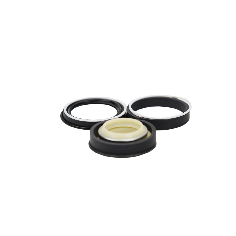 Takeuchi Arm Cylinder Seal Kit (TL10) 1900085699