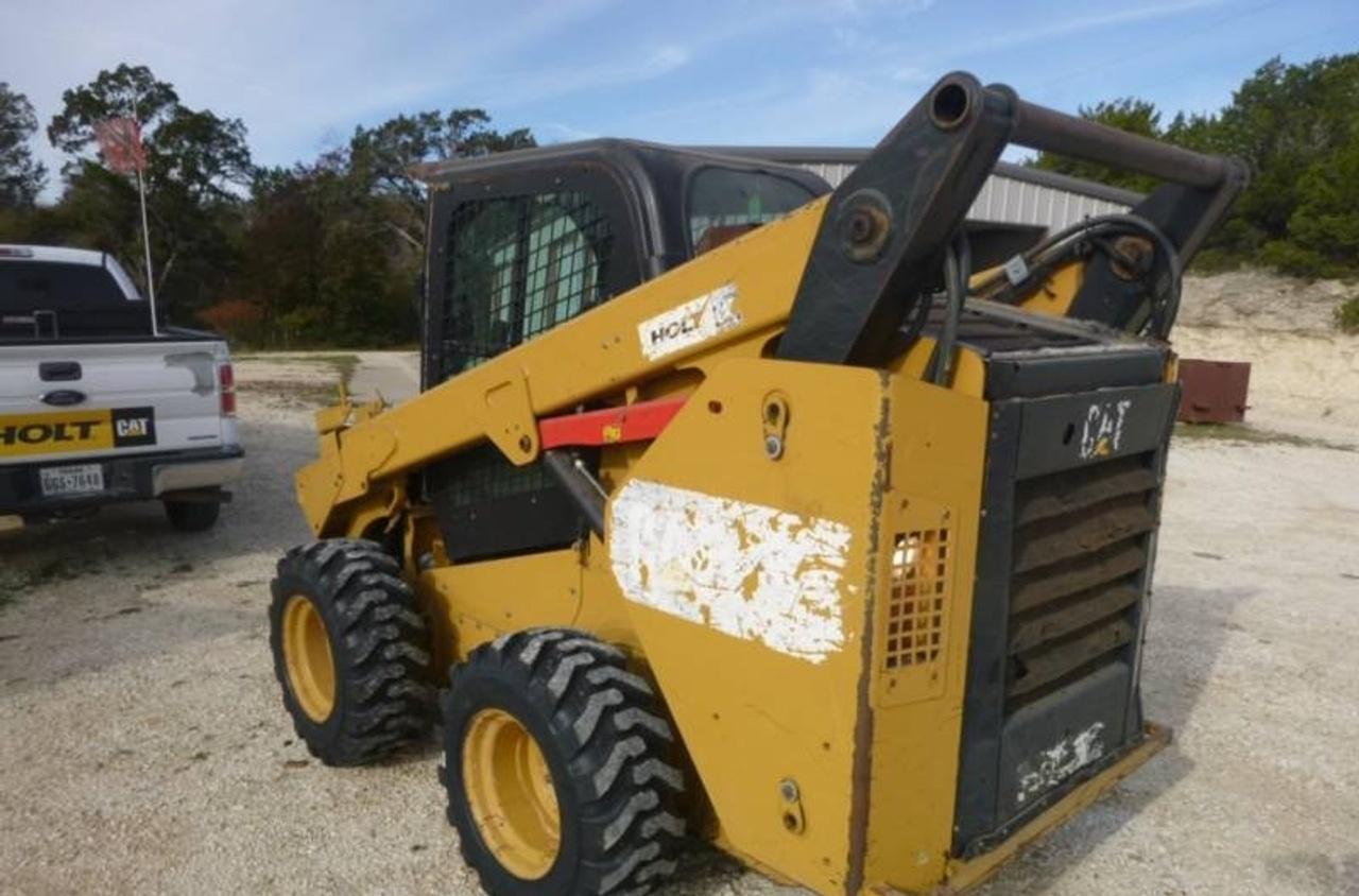 Cat 262D Skid Steer