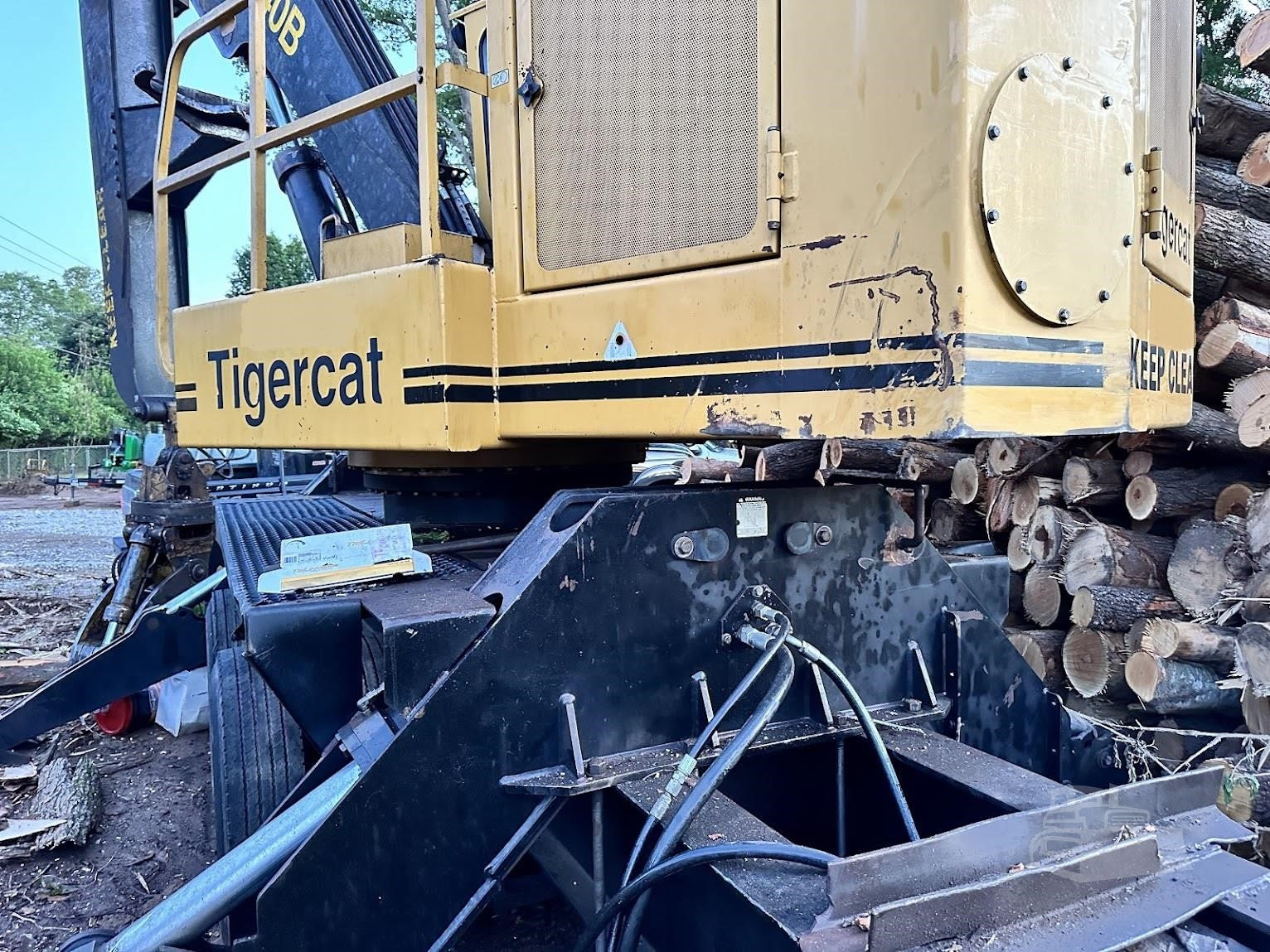 2005 Tigercat 240B