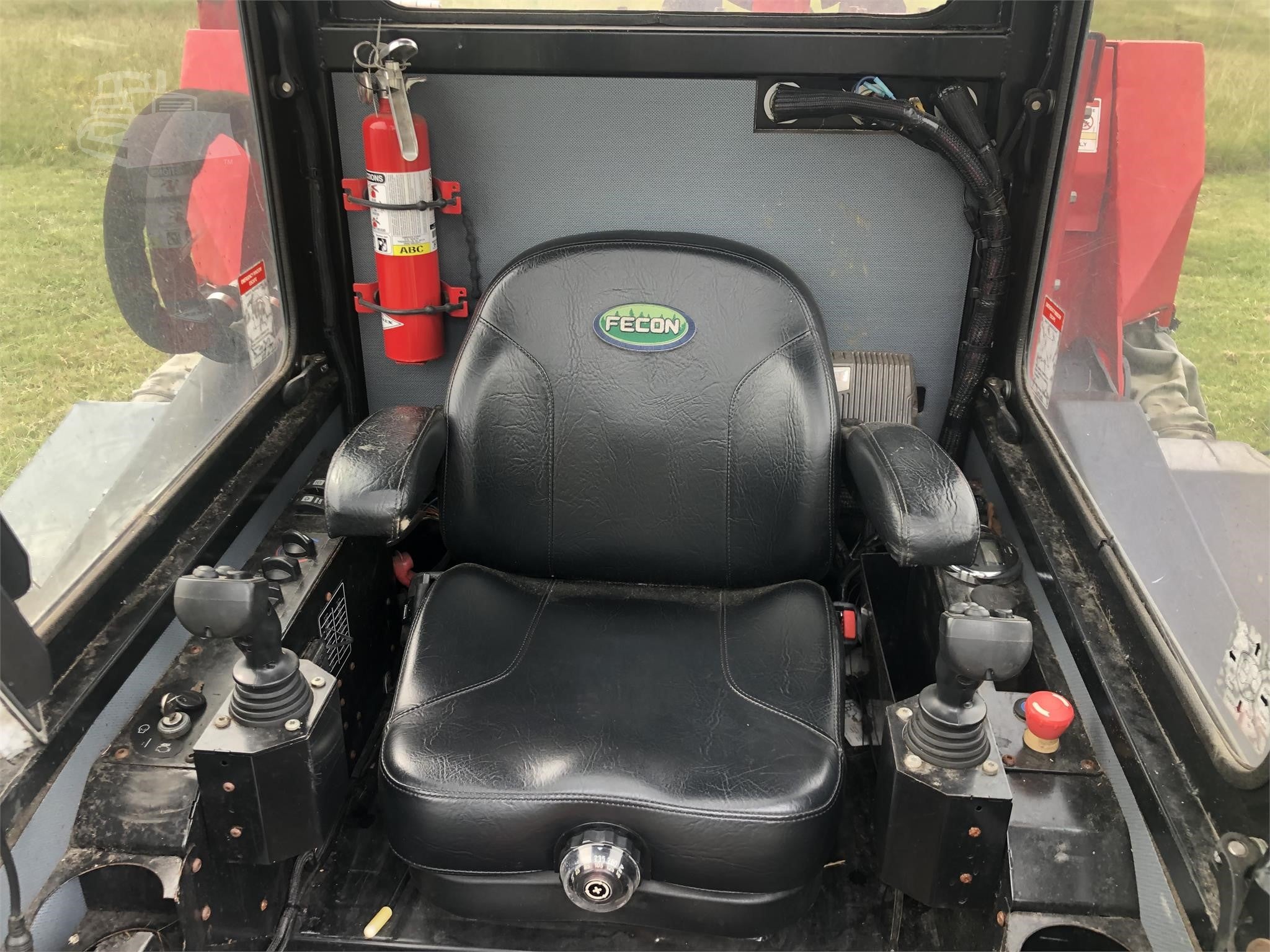 2015 Fecon Ftx128L