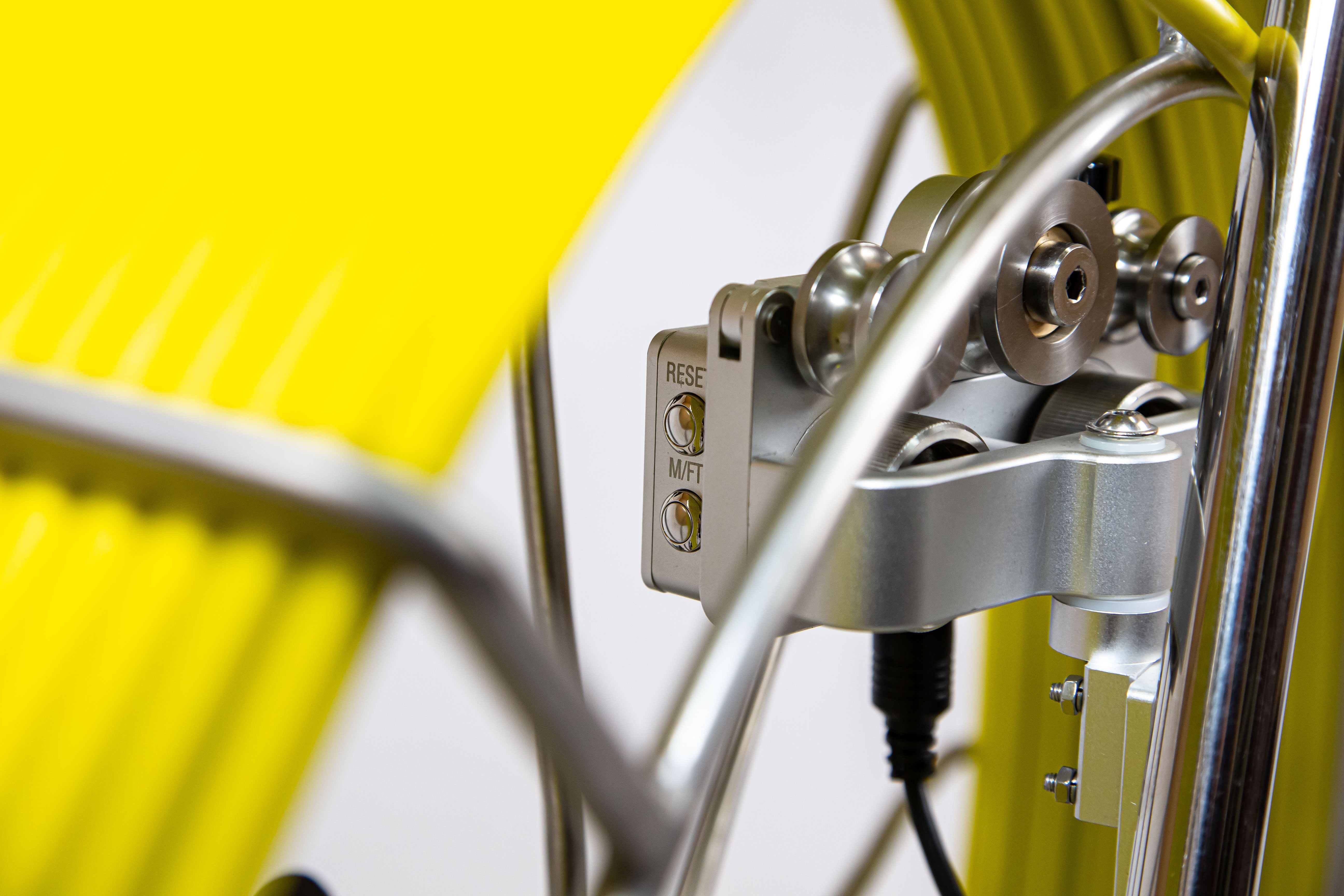 Pan-Tilt 3688At 200Ft/400Ft Push Cable And Camera Head