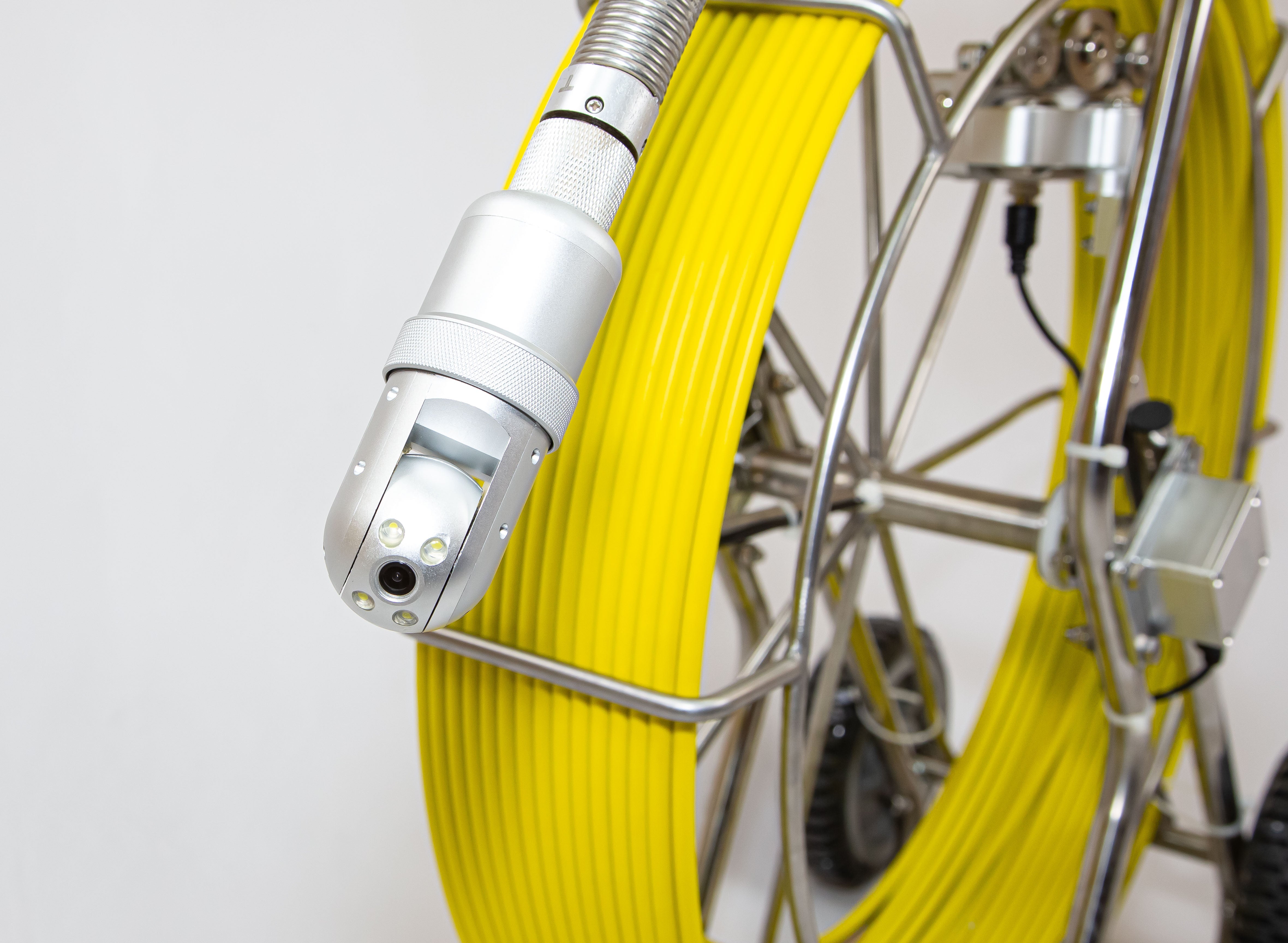 Pan-Tilt 3688At 200Ft/400Ft Push Cable And Camera Head