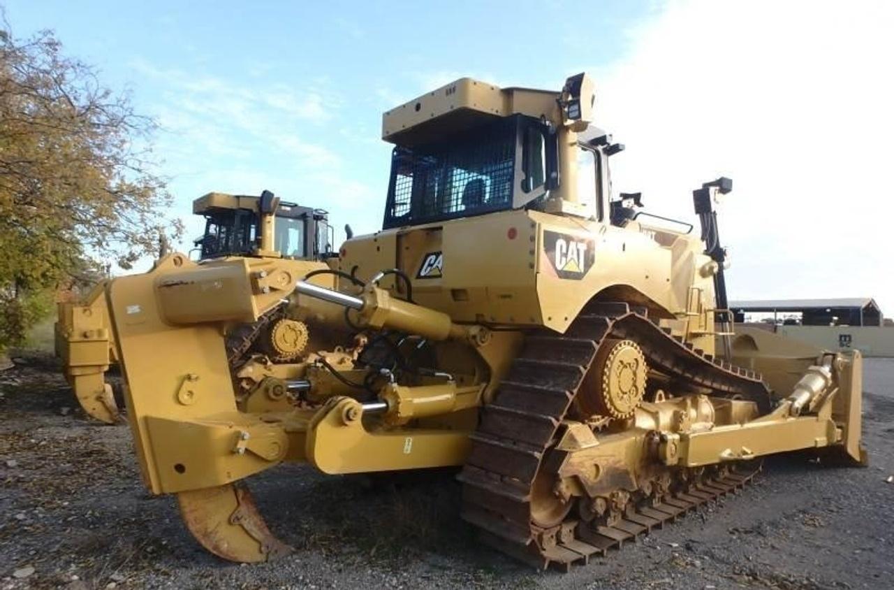 Cat D8T Dozer