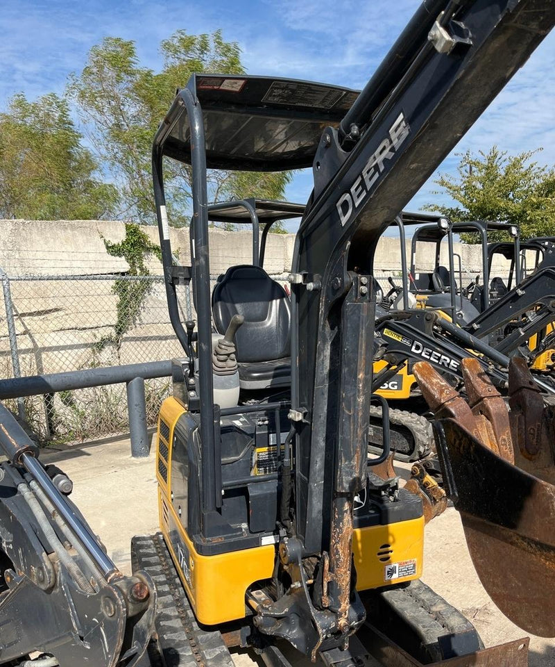 Deere 17G Excavator