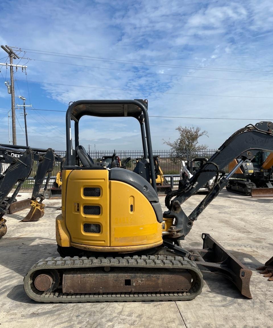 Deere 210G Excavator