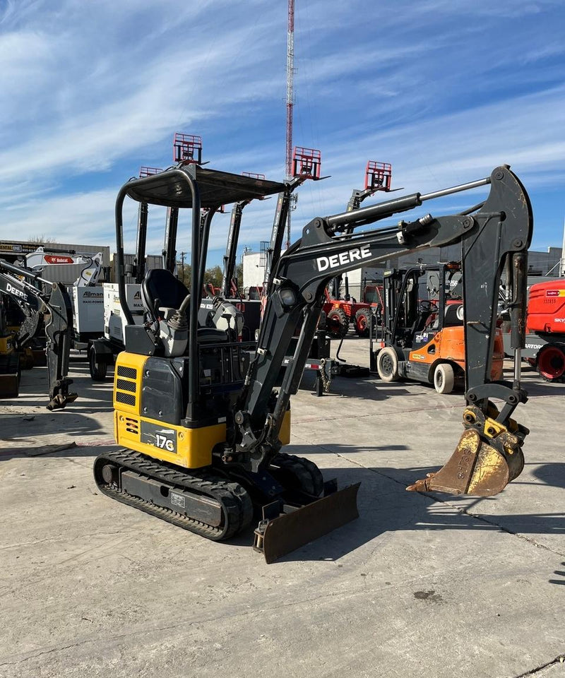 Deere 17G Excavator
