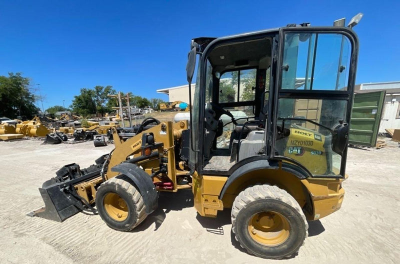 Cat 903D Cab Wheel Loader