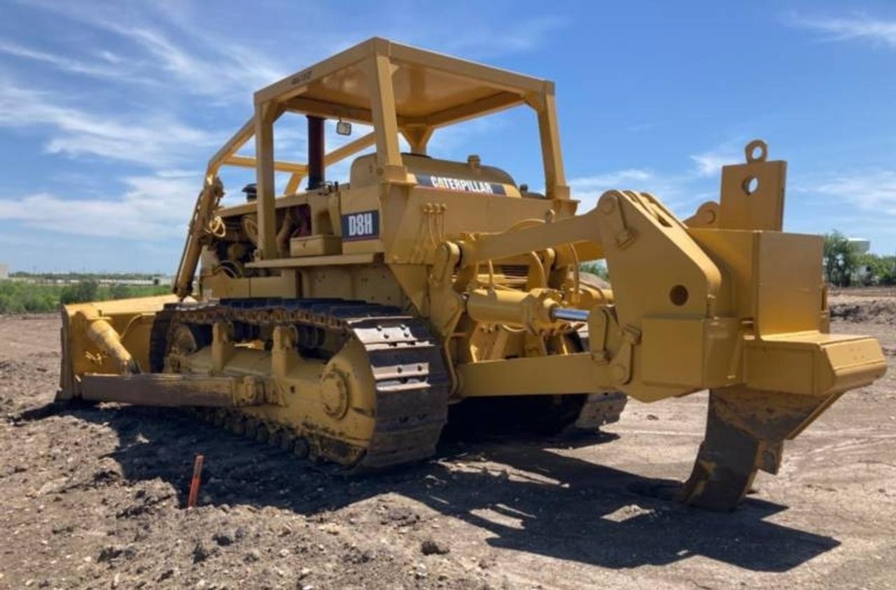 Cat D8H Dozer