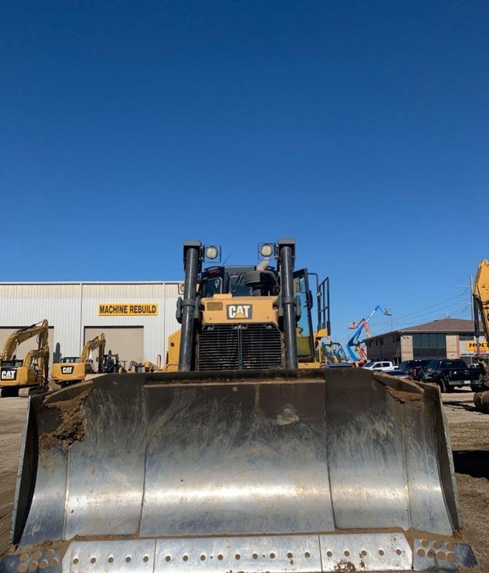 Cat D8T Dozer