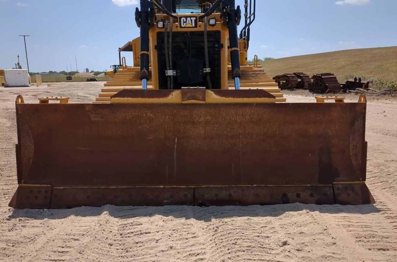 Cat D6T LGP Dozer