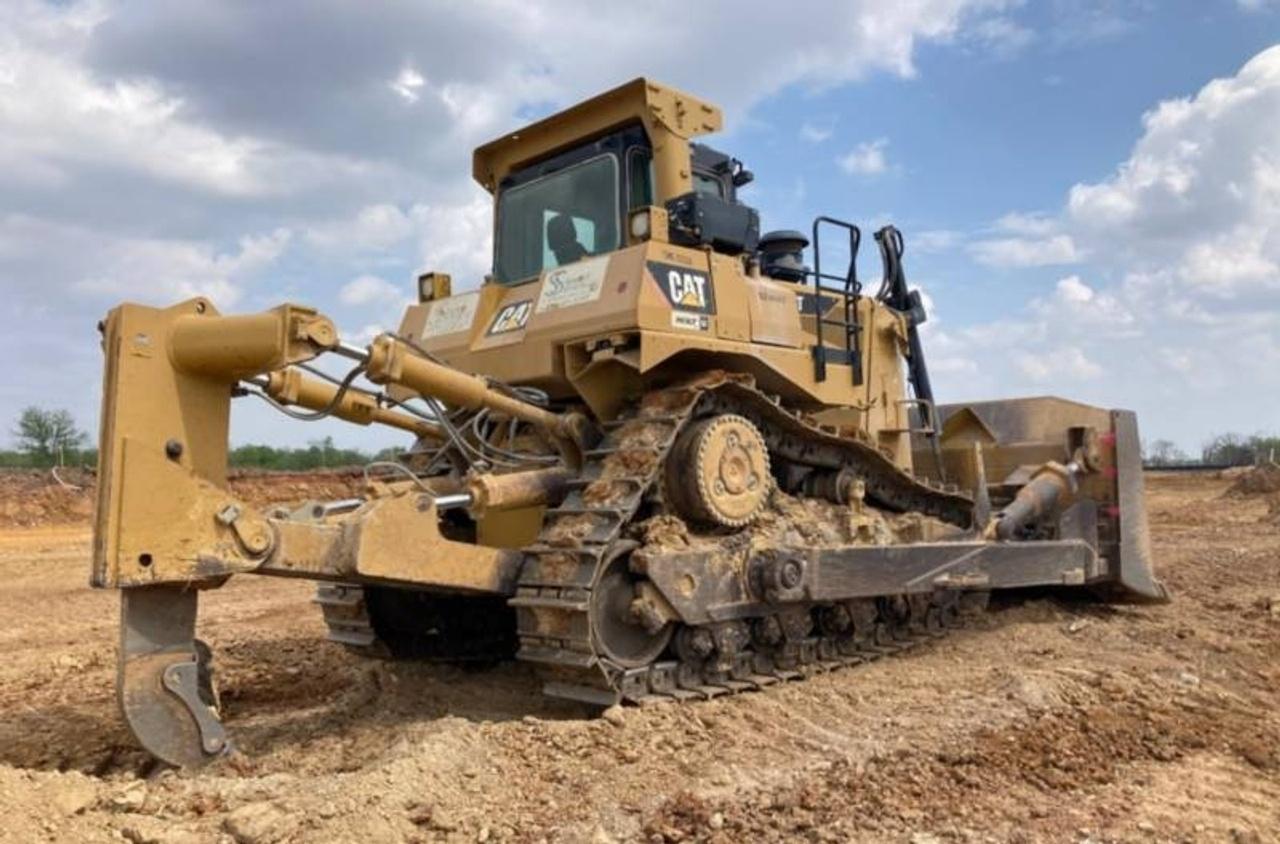 Cat D9T Dozer
