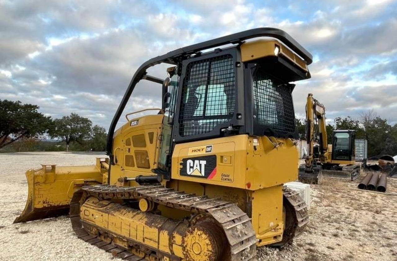 Cat D5K2 LGP Dozer