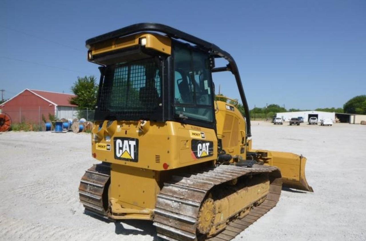 Cat D3K LGPCAB Dozer