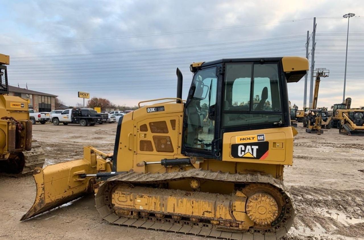 Cat D3K2 LGP Dozer