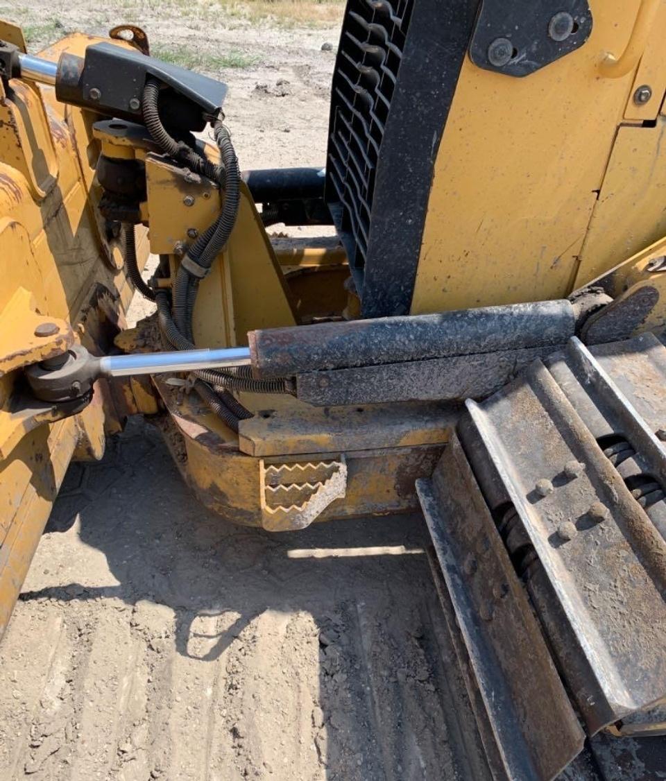 Cat D4K2 LGP Dozer