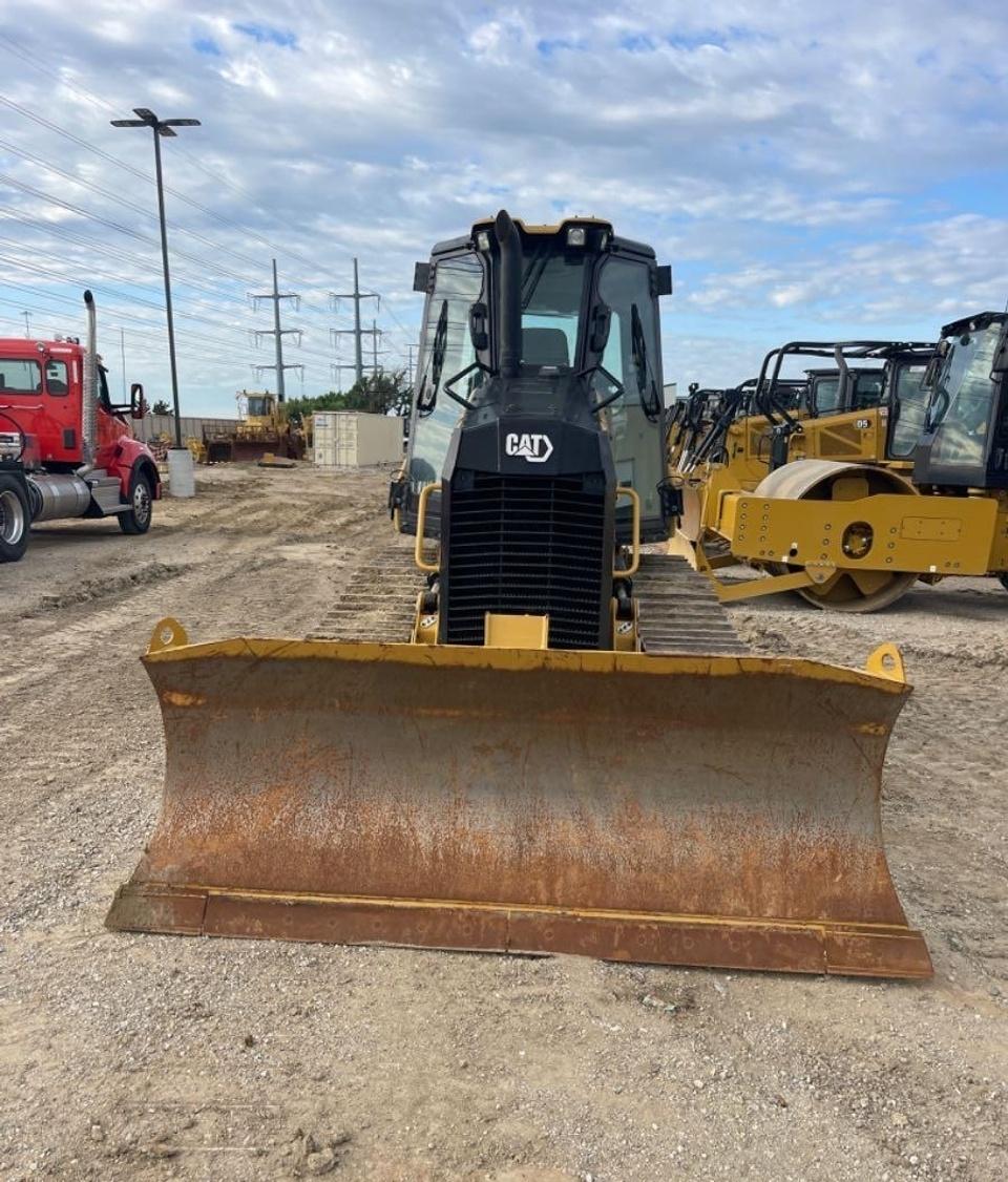 Cat D2 CAB CTL