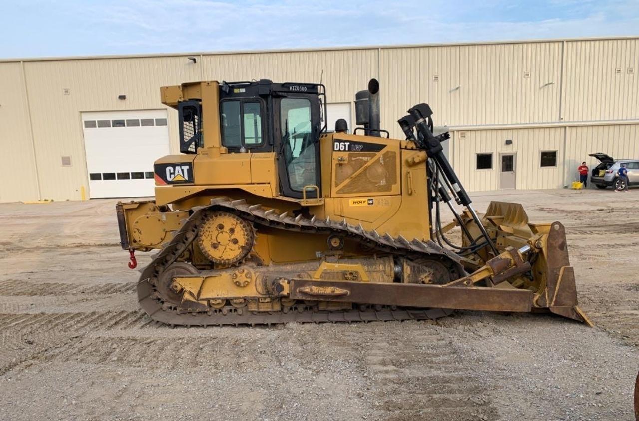 Cat D6T LGP Dozer