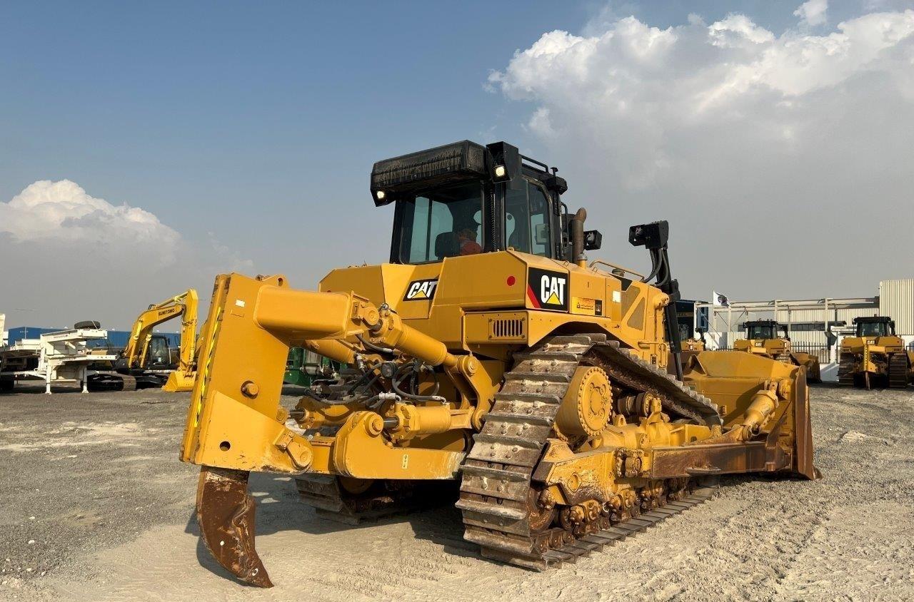 Cat D8T Dozer