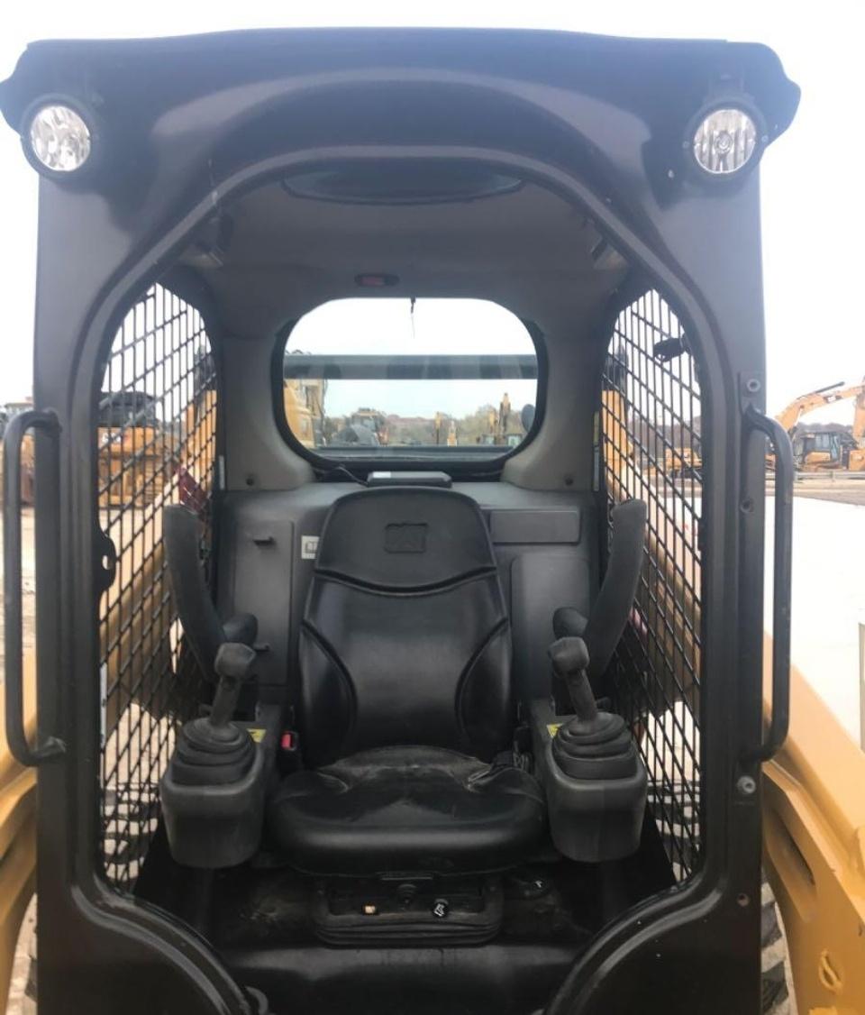 Cat 242D Skid Steer