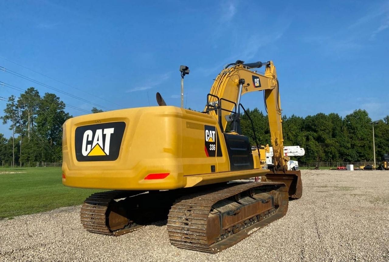 Cat 30350 CR Excavator