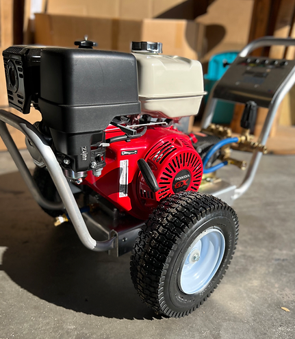 Bandit 5.5GPM @ 3000psi Belt Drive Cart