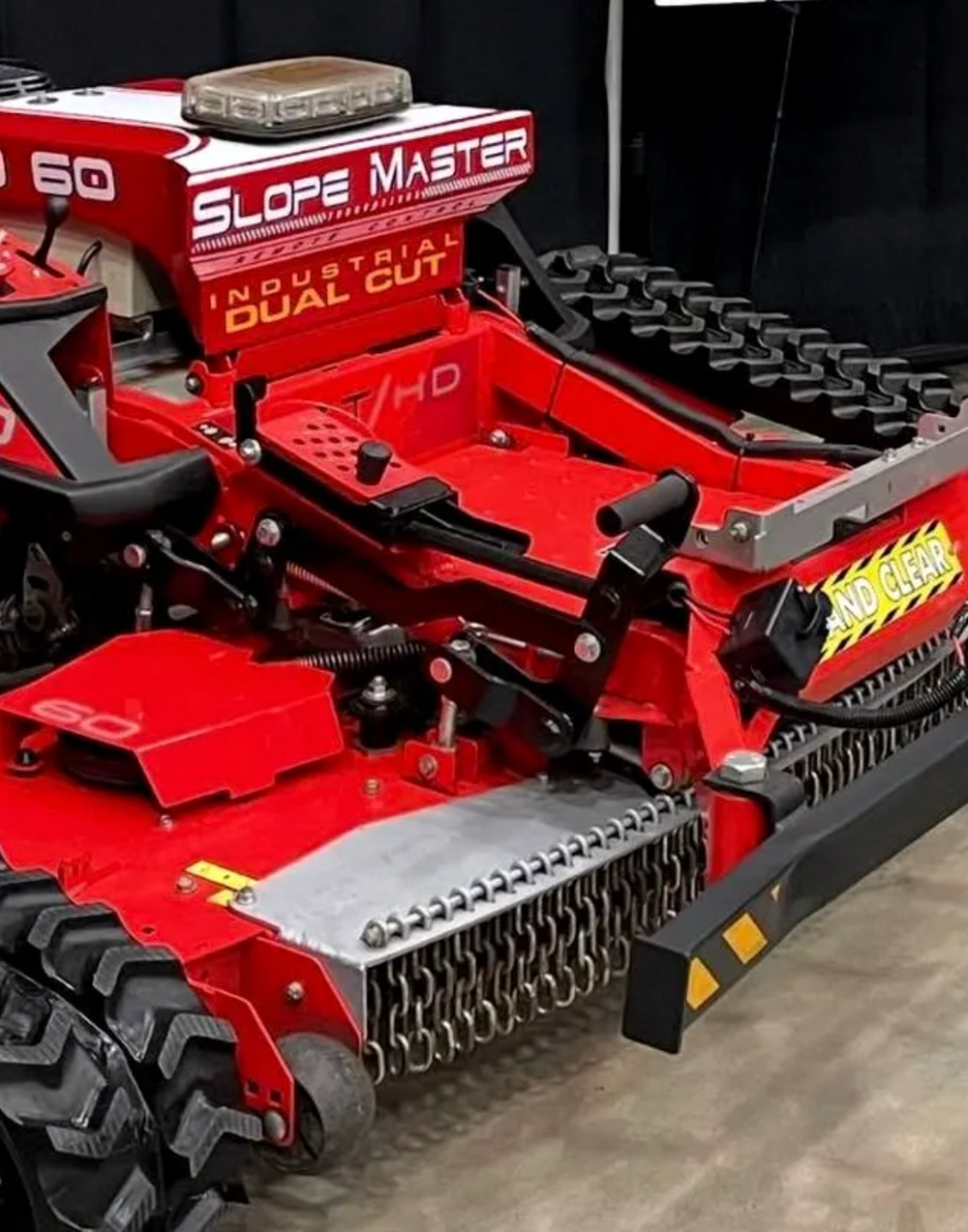 The Industrial Dual Cut™ Remote-Controlled Slope Mower